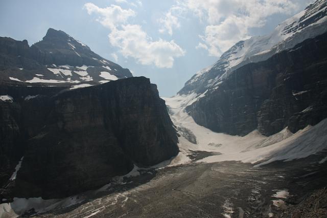 IMG_2988.JPG - Plain-of-Six Glaciers trail.