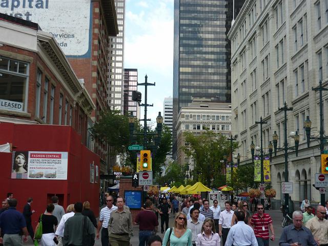 P1000596.JPG - Stephen Avenue Walk - a pedestrian only zone with with lots of good restaurants and shops.