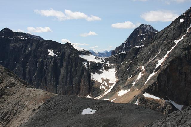 IMG_2660.JPG - Along the Edith Cavell meadows trail.