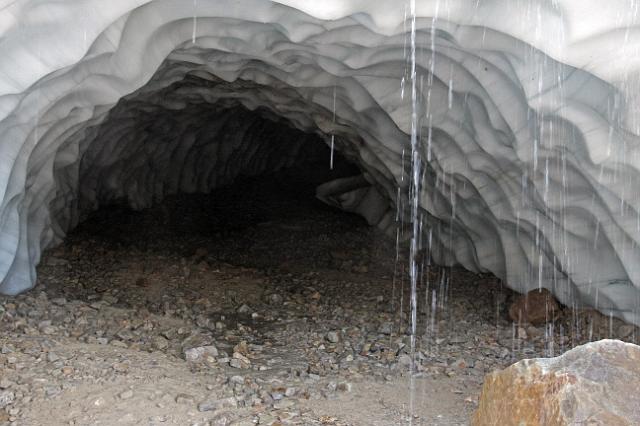 IMG_2729.JPG - Ice cave at the bottom of the Edith Cavell glacier.