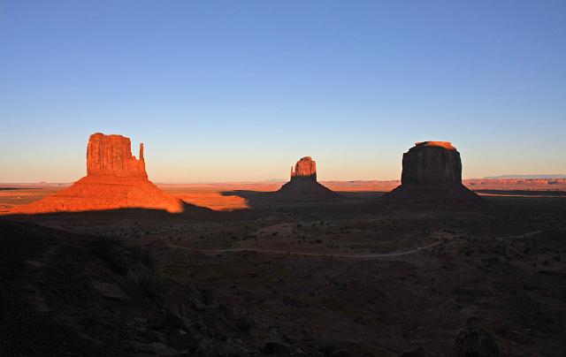 IMG_4116.JPG - Enjoying the sunset from our hotel balcony.