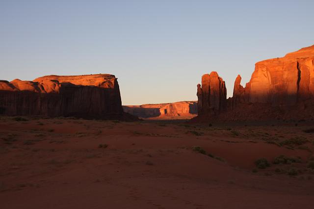 IMG_4180.JPG - Sunrise in Monument Valley.