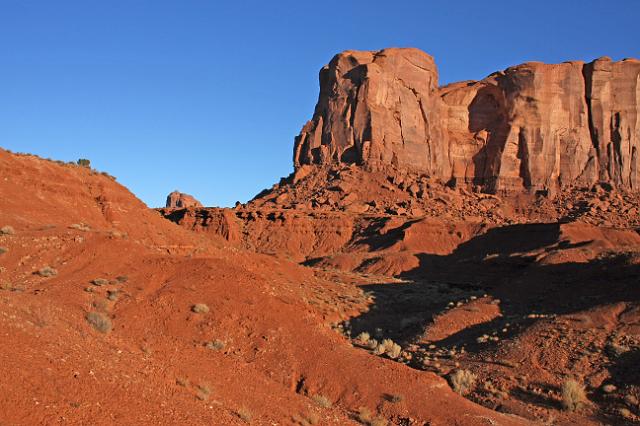 IMG_4215.JPG - Sunrise in Monument Valley.