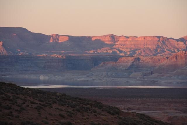 IMG_4639.JPG - Sunset in Page, AZ.  View from north end of Navajo drive.