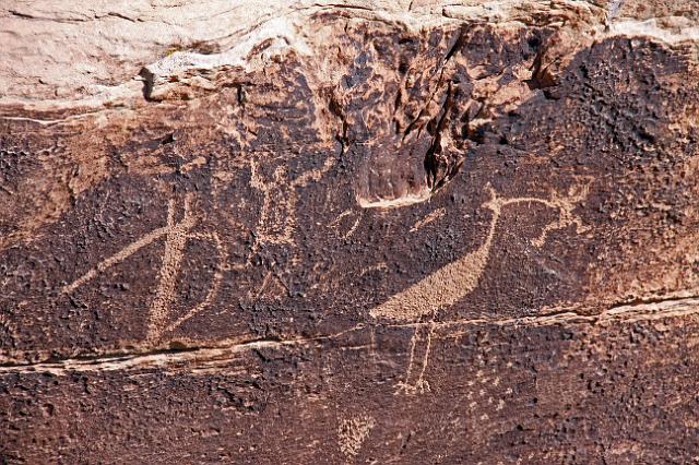 IMG_3722.JPG - Petroglyphs