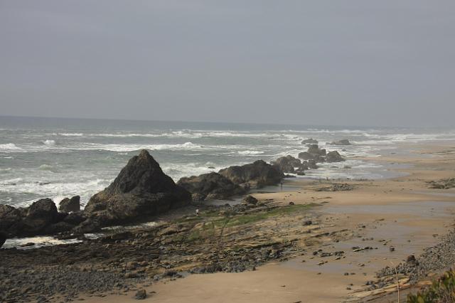 IMG_6439.JPG - Seal rock area.