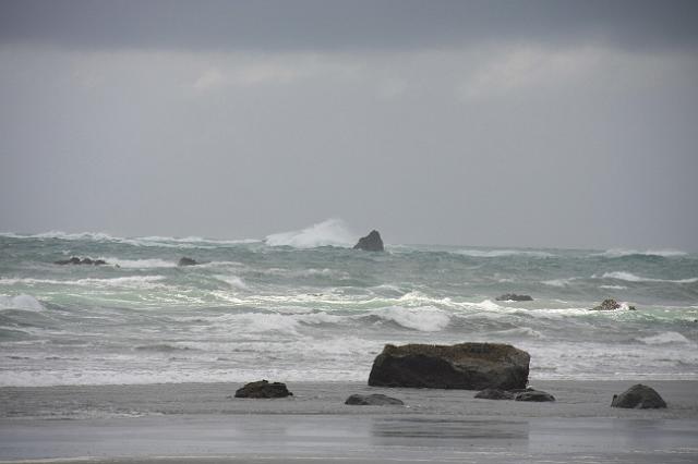 IMG_6288.JPG - A very rough sea!  A storm is on the way.
