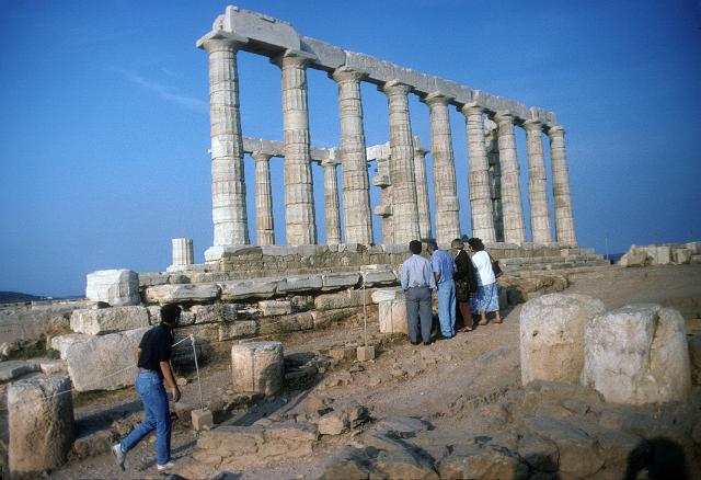 greece0006.jpg - The temple of Poisoidon.