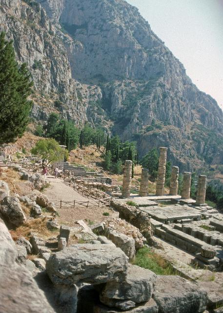 greece0044.jpg - Delphi.