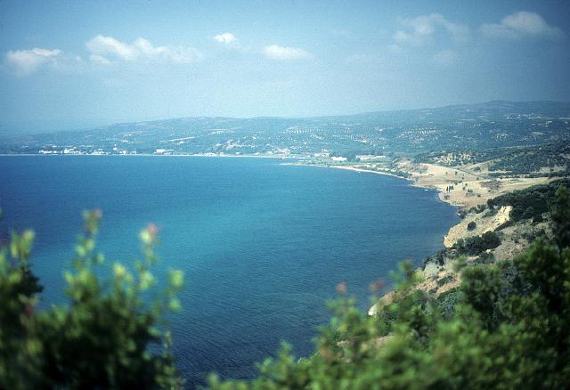 greece0099.jpg - View going down the west coast of the Peleponesos.