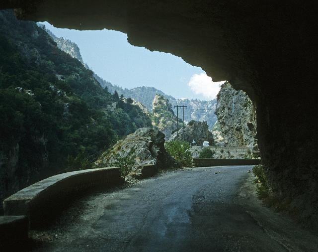 greece0113.jpg - Along the Kalamatas-Spartis road - one of my favorite climbs.