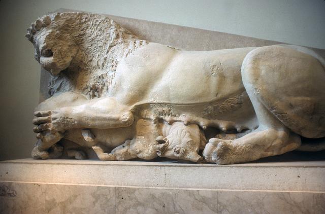 greece0203.jpg - Museum of the Acropolis