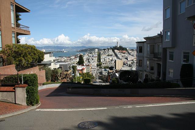 IMG_1162.JPG - Peering over the edge of Lombard Streeet - the self-proclaimed "world's crookedest street".