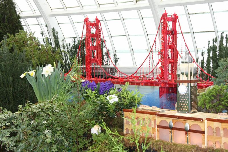 IMG_1295.JPG - The model building and bridge are made from recycled junk.